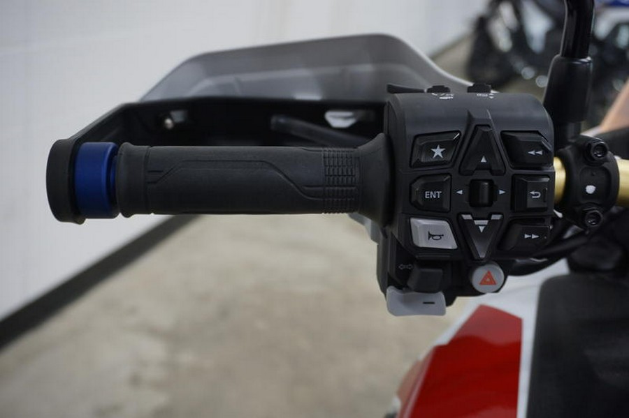 2025 Honda® Africa Twin Adventure Sports ES DCT