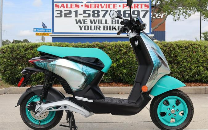 2022 Piaggio Piaggio 1 Active