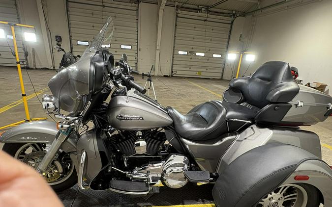 2016 Harley-Davidson Tri Glide Ultra Billet Silver
