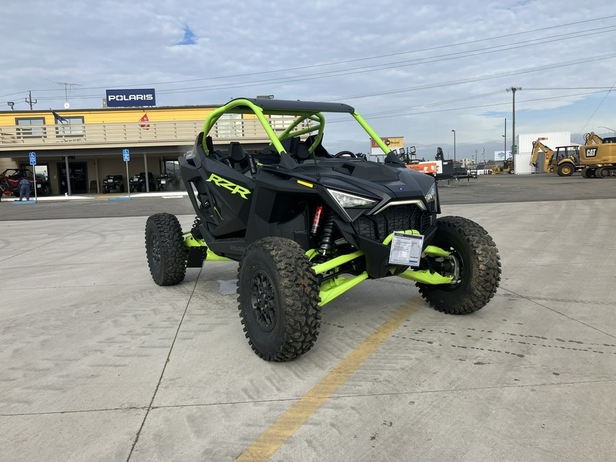 2024 Polaris Industries PRO R ULTIMATE MATTE ONYX BLACK