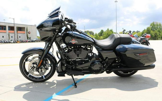 2025 Harley-Davidson® FLHX - Street Glide®