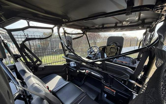 2025 Honda® Pioneer 1000-6 Deluxe Crew