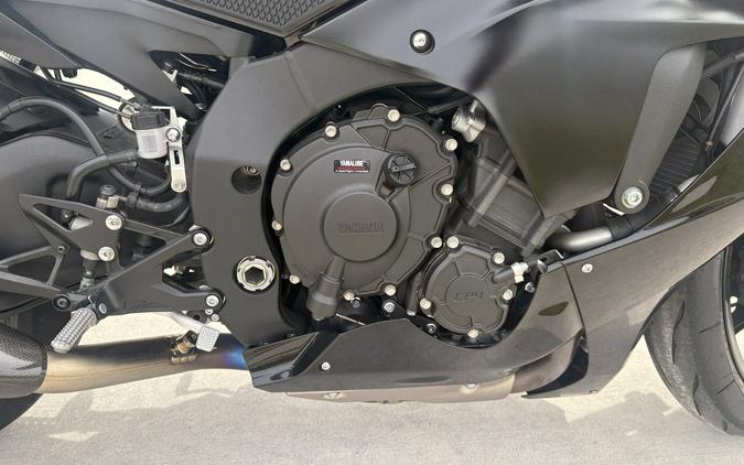 2023 YAMAHA YZF-R1 - A002884