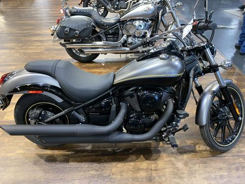 2020 Kawasaki Vulcan 900 Custom Review: No Wallflower