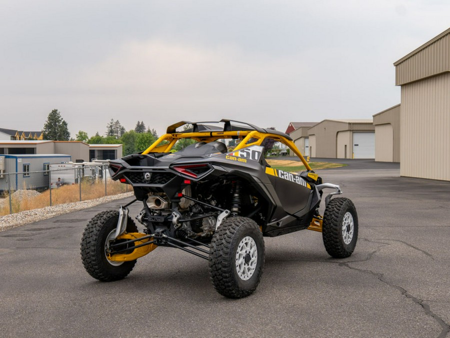 2024 Can-Am™ Maverick R X rs