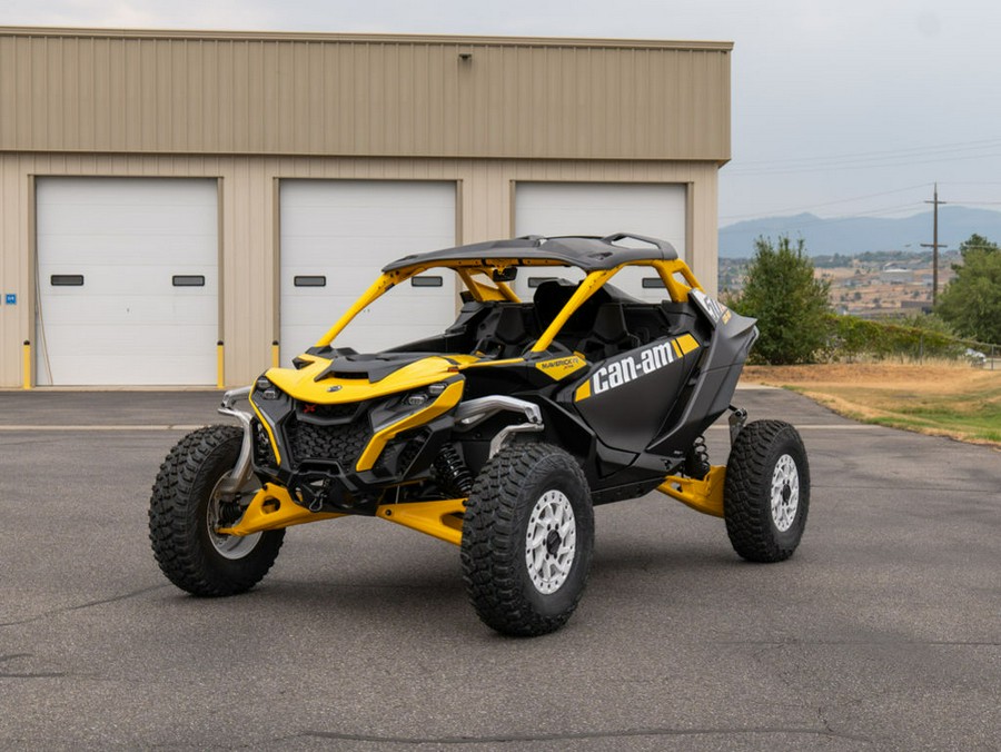 2024 Can-Am™ Maverick R X rs