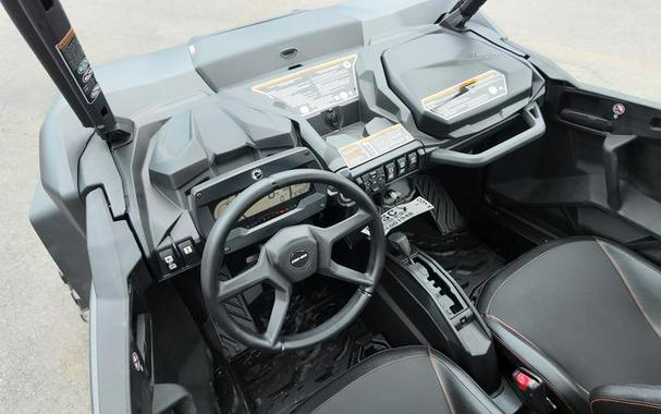 2026 Can-Am® Commander XT-P 1000R