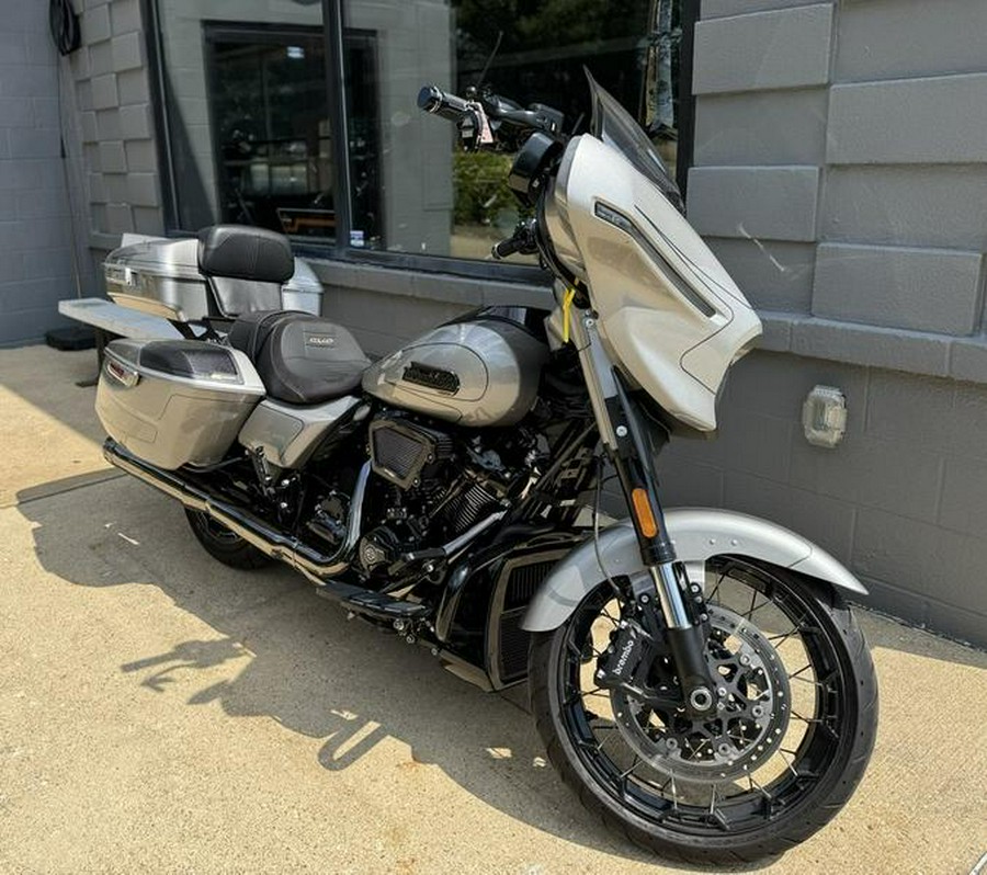 2023 Harley-Davidson® FLHXSE - CVO™ Street Glide®