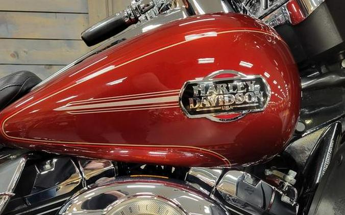2009 Harley-Davidson® FLHTCU - Ultra Classic® Electra Glide®