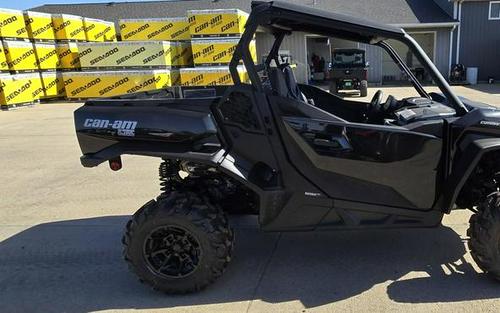 2024 Can-Am® Commander XT 700