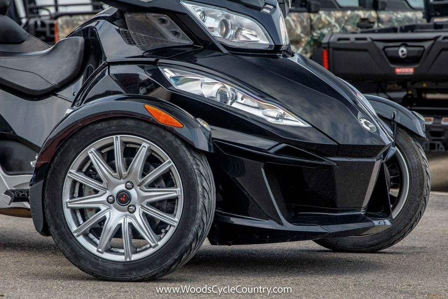 2014 Can-Am™ Spyder RT-S