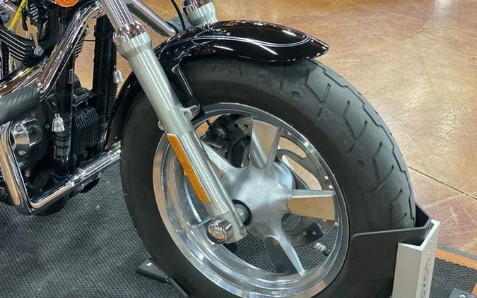 2014 Harley-Davidson Sportster XL1200C - 1200 Custom