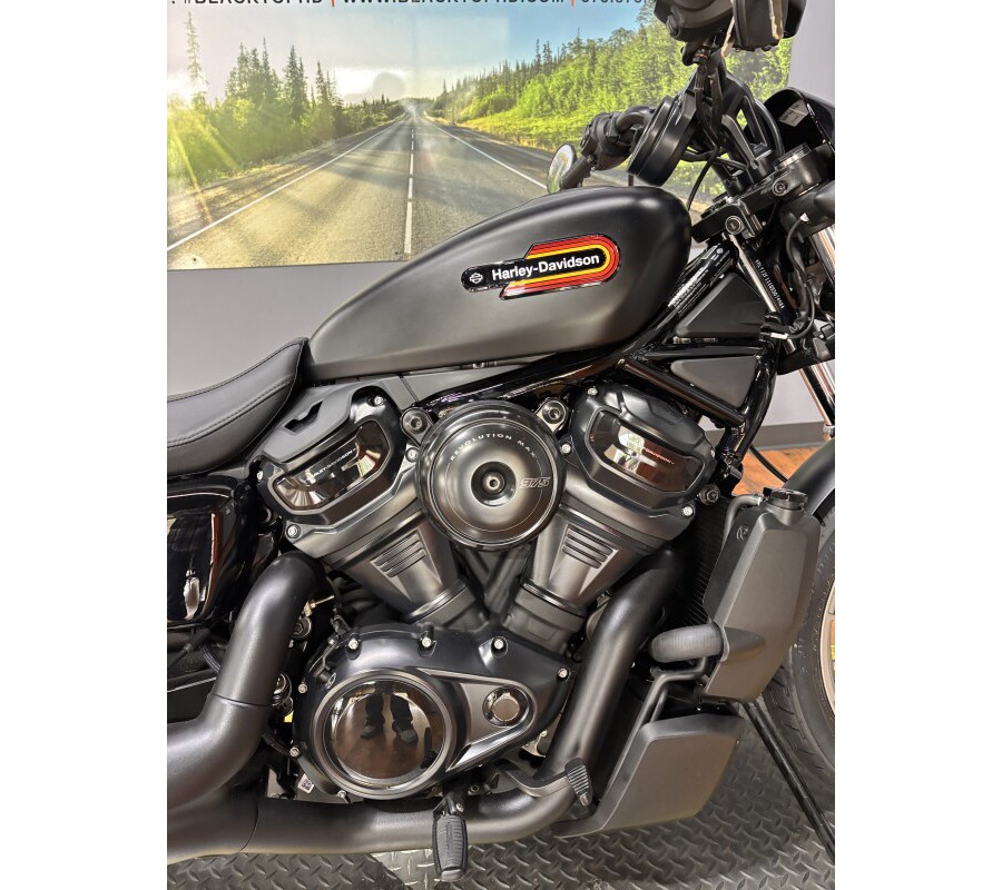 2025 Harley-Davidson® Nightster™ Special BLACK DENIM