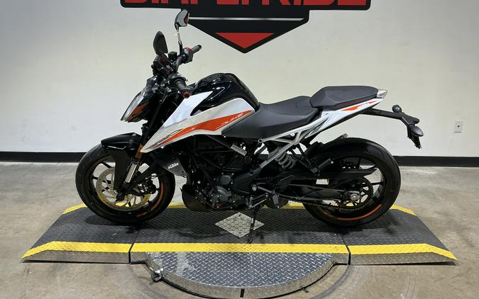 2021 KTM 390 Duke