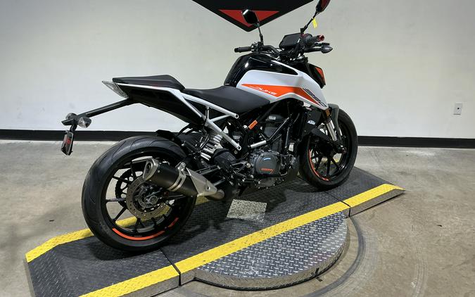 2021 KTM 390 Duke