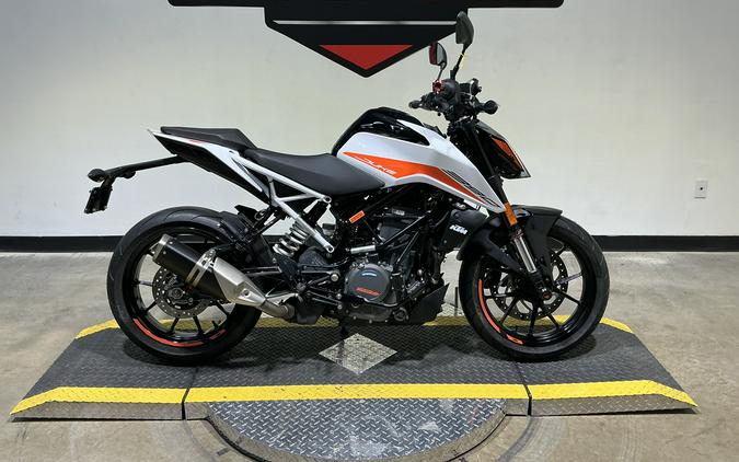 2021 KTM 390 Duke