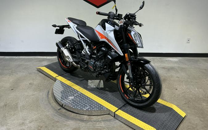2021 KTM 390 Duke