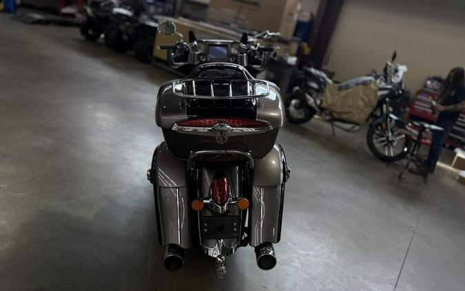 2018 Indian Motorcycle® Roadmaster® ABS Thunder Black
