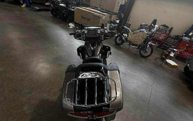 2018 Indian Motorcycle® Roadmaster® ABS Thunder Black