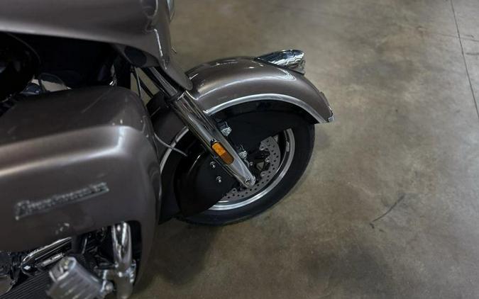 2018 Indian Motorcycle® Roadmaster® ABS Thunder Black