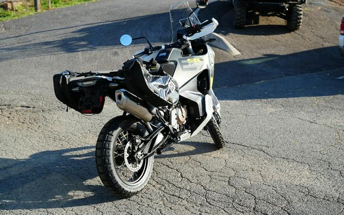 2025 Husqvarna Motorcycles Norden 901