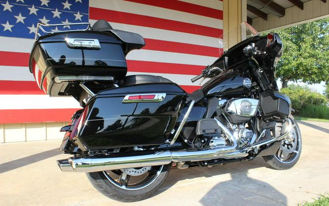 2025 Harley-Davidson® FLHXU - Street Glide® Ultra