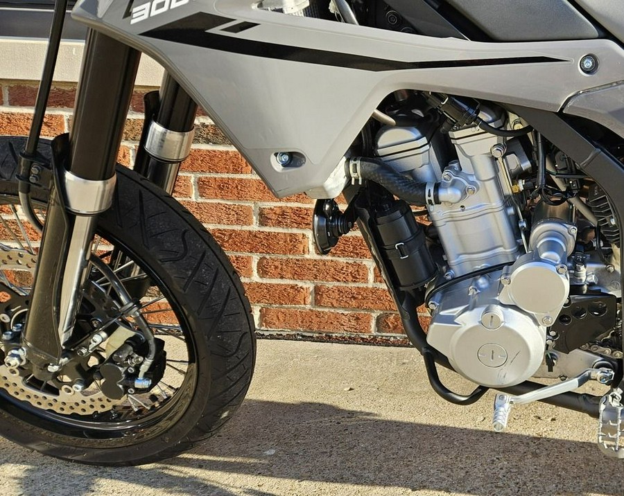 2025 Kawasaki KLX®300SM