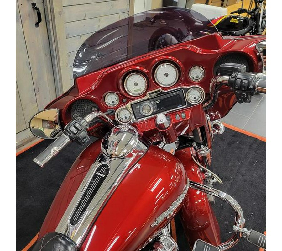 2010 Harley-Davidson® FLHX - Street Glide®