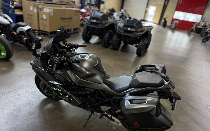 2019 Kawasaki Ninja H2™ SX SE+