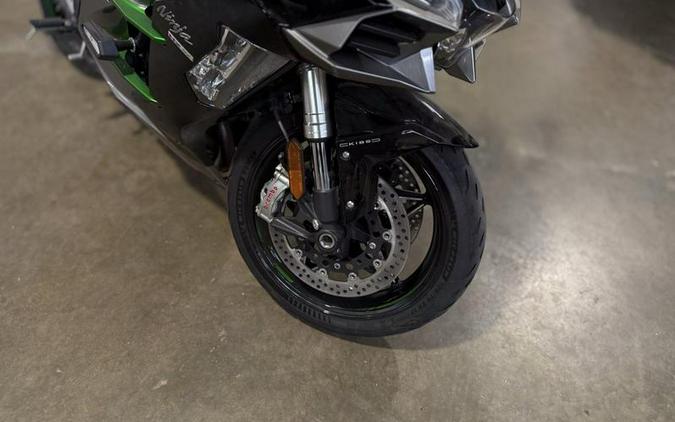 2019 Kawasaki Ninja H2™ SX SE+