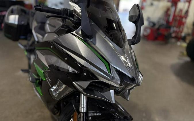 2019 Kawasaki Ninja H2™ SX SE+