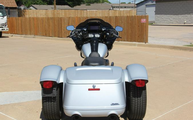 2024 Harley-Davidson Road Glide 3 Atlas Silver