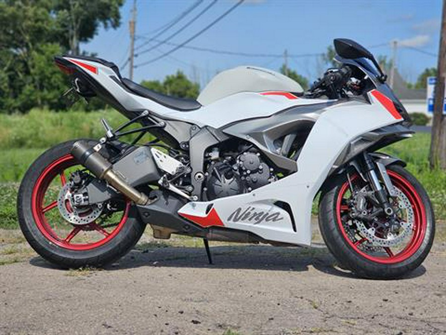 2025 Kawasaki Ninja® ZX™-6R