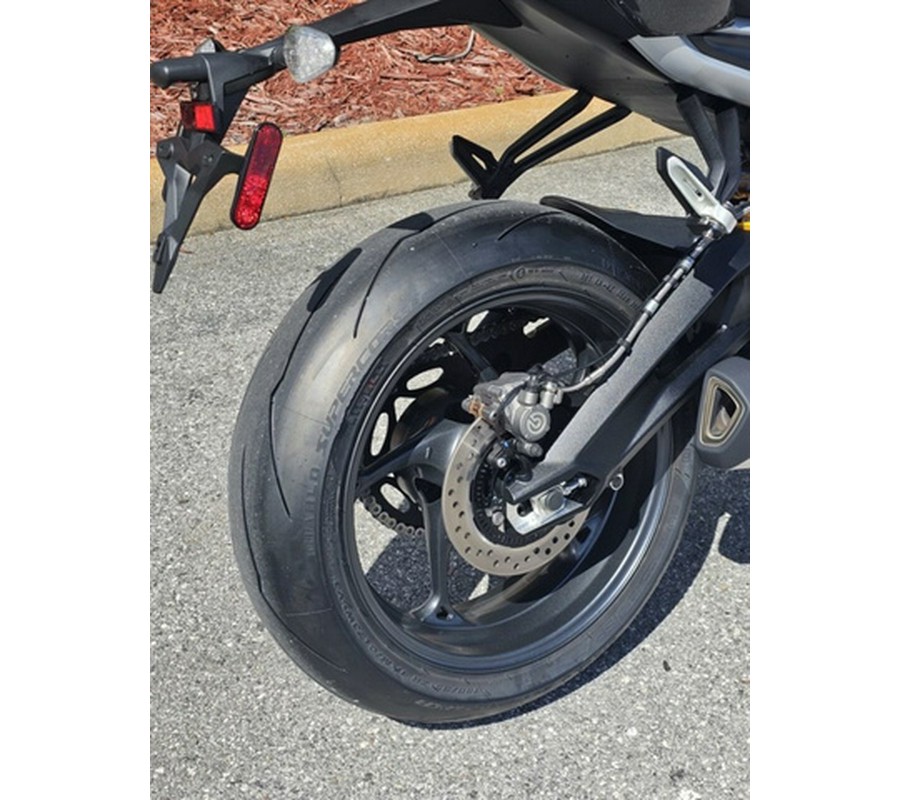 2025 Triumph Street Triple 765 RS Silver Ice RS