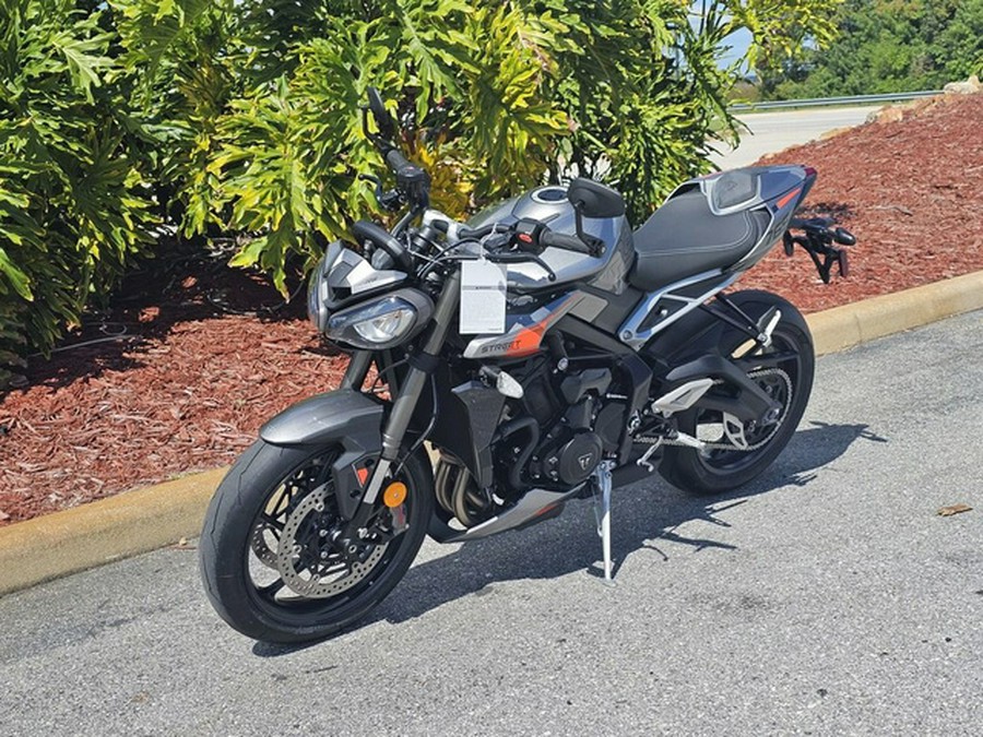 2025 Triumph Street Triple 765 RS Silver Ice RS