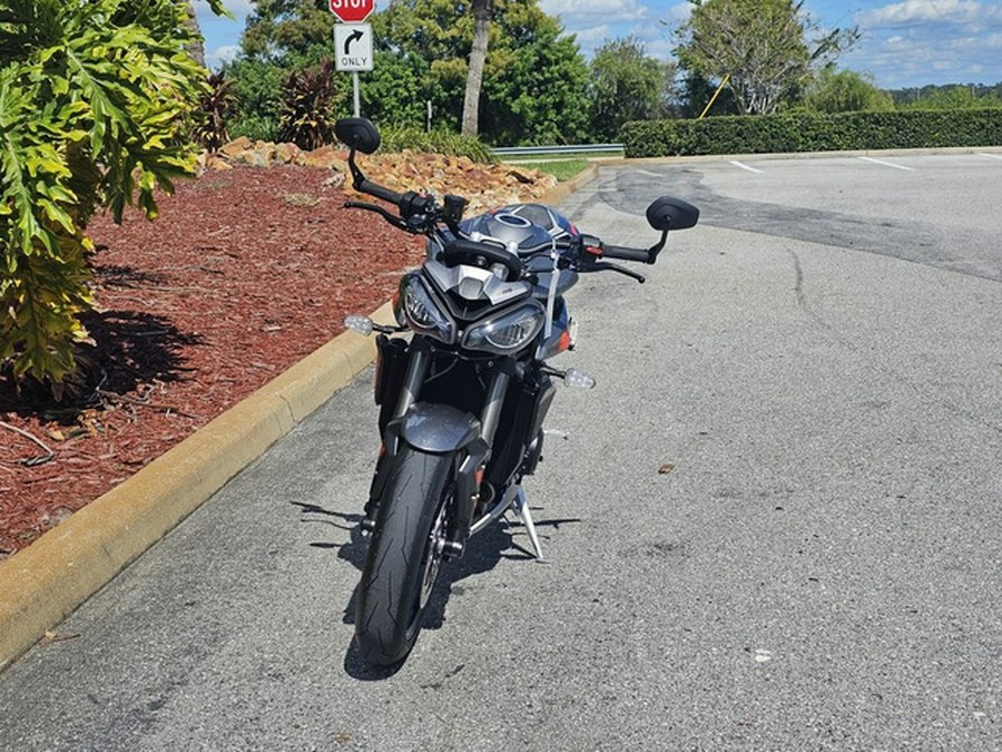 2025 Triumph Street Triple 765 RS Silver Ice RS