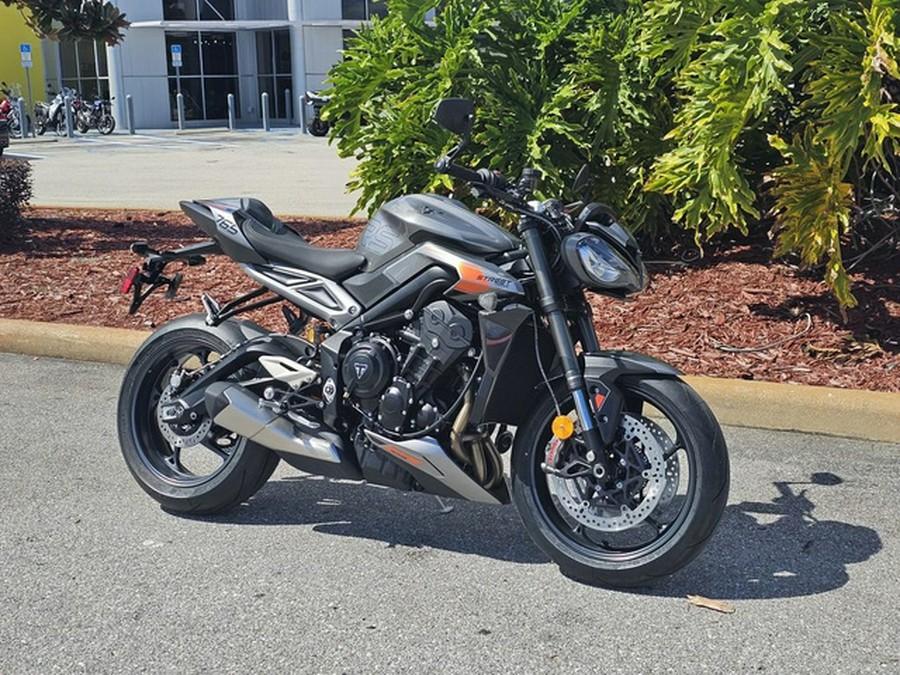 2025 Triumph Street Triple 765 RS Silver Ice RS