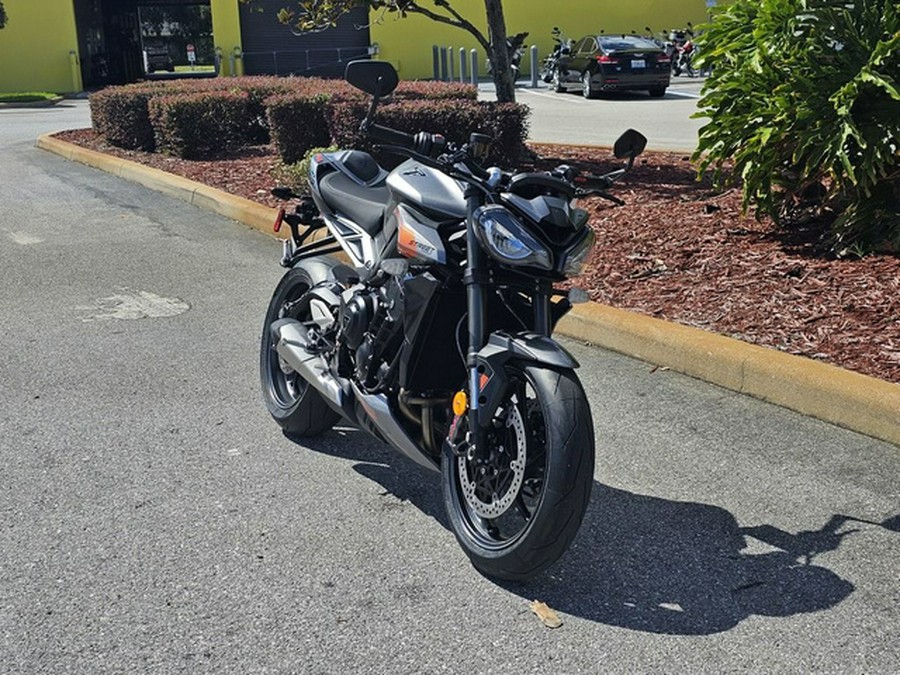 2025 Triumph Street Triple 765 RS Silver Ice RS