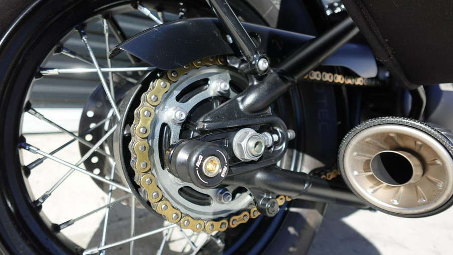 2025 Triumph Bonneville Bobber TFC