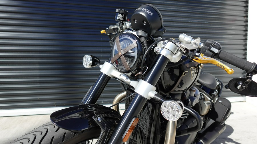 2025 Triumph Bonneville Bobber TFC