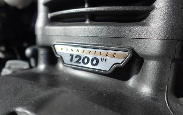 2025 Triumph Bonneville Bobber TFC