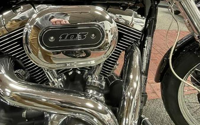 2016 Harley-Davidson® FXDL - Dyna® Low Rider®