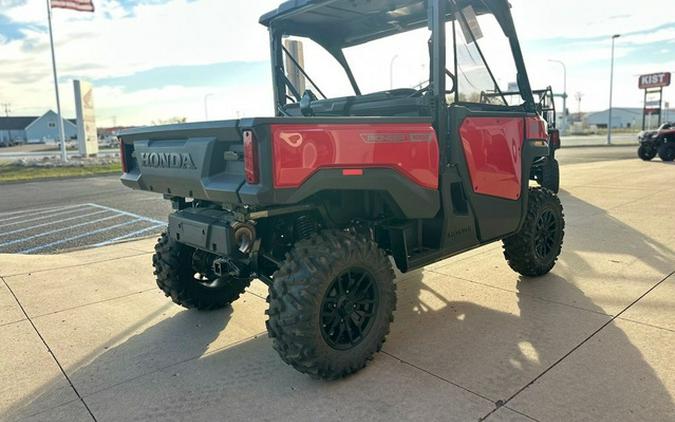 2026 Honda Pioneer 1000 Deluxe