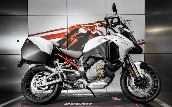 2024 Ducati Multistrada V4S Iceberg White - Spoked Wheels