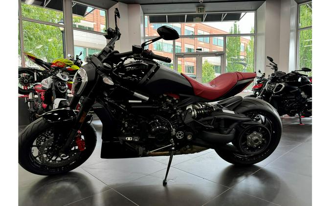 2022 Ducati XDiavel Nera