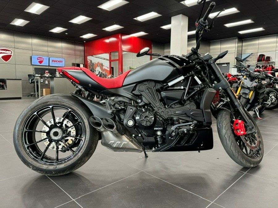 2022 Ducati XDiavel Nera