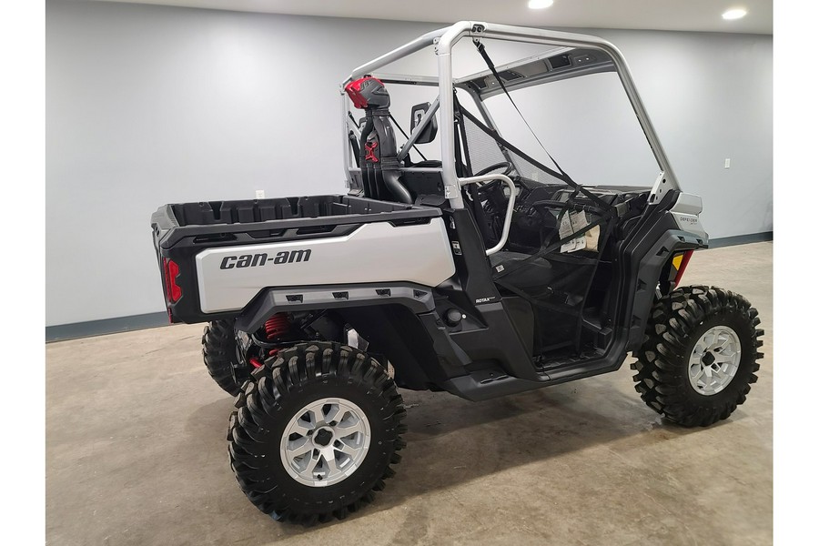 2025 Can-Am Defender X mr HD10