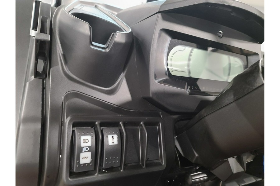 2025 Can-Am Defender X mr HD10