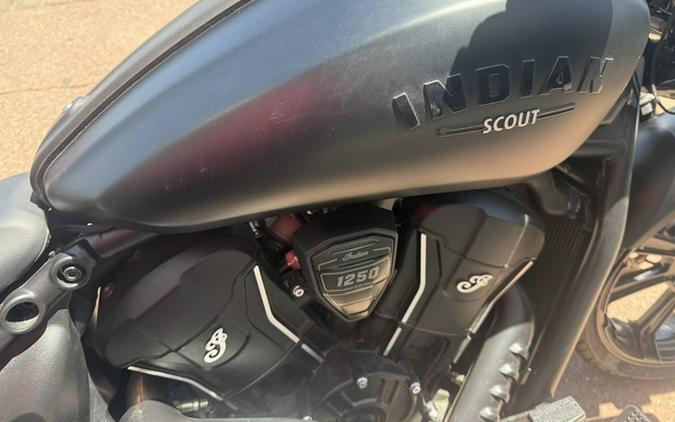 2025 Indian Sport Scout Limited Black Metallic