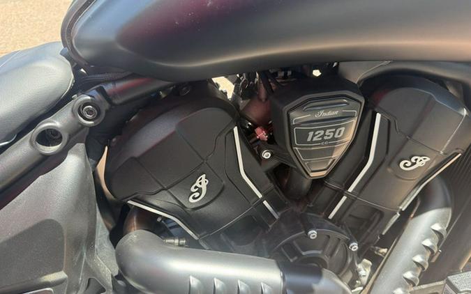 2025 Indian Sport Scout Limited Black Metallic